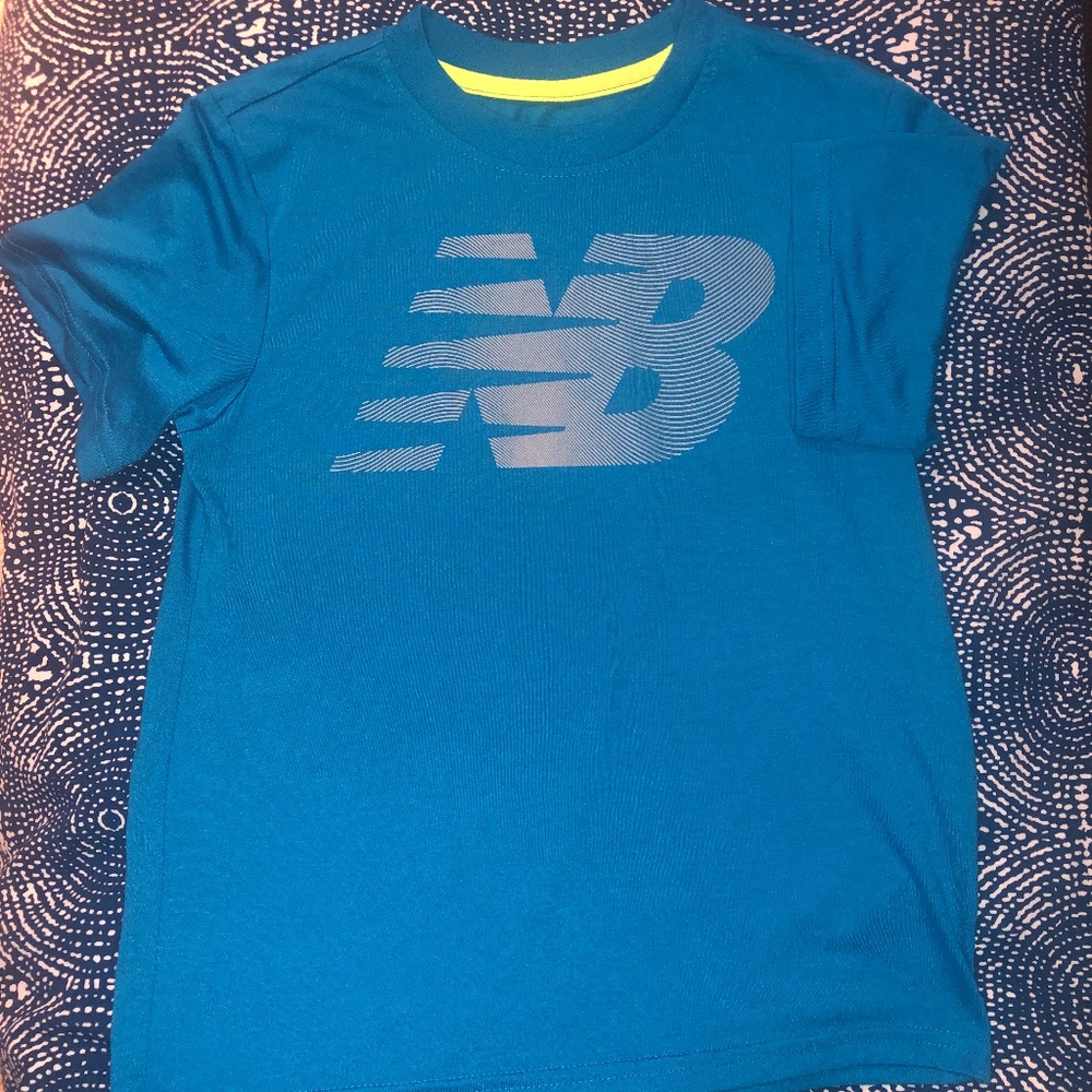 New Balance t-shirt
